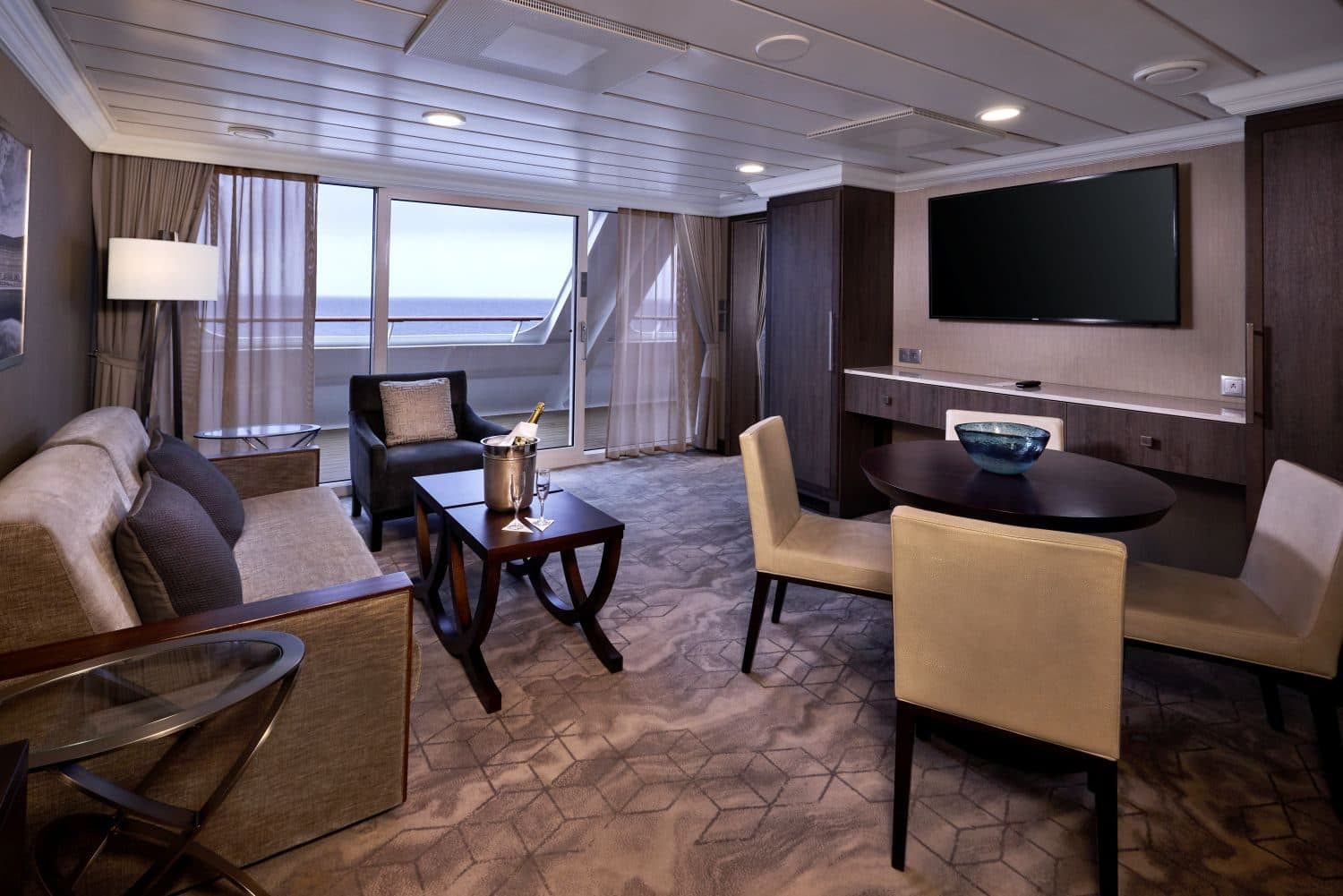 World Owner’s Suite Image