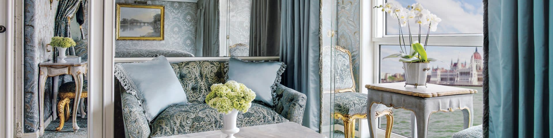 Suite (S.S. Maria Theresa)